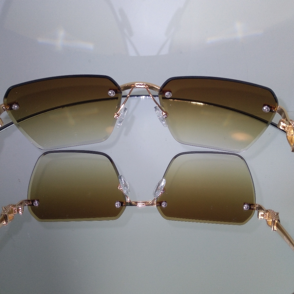 Green/Brown Gradient Lens Gold-Tone Animal Print Design Frame Sunglasses  New - Picture 5 of 9